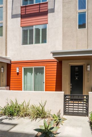 5750 Acacia Lane, Lakewood, CA 90712
