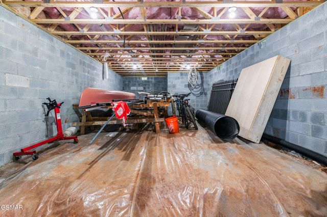 138 Rock Hill Road, Maryville, TN 37804