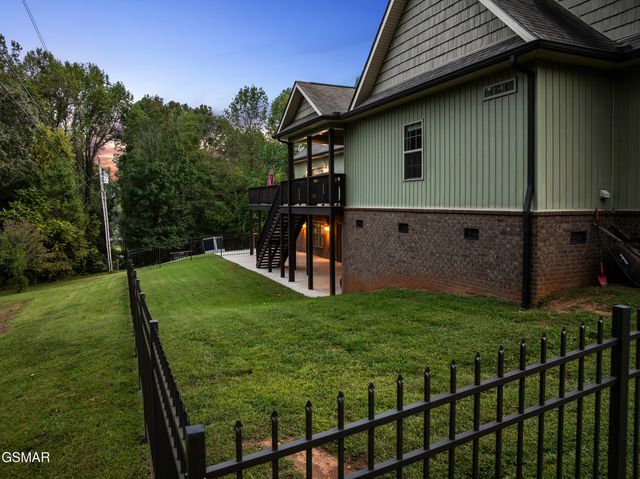 138 Rock Hill Road, Maryville, TN 37804