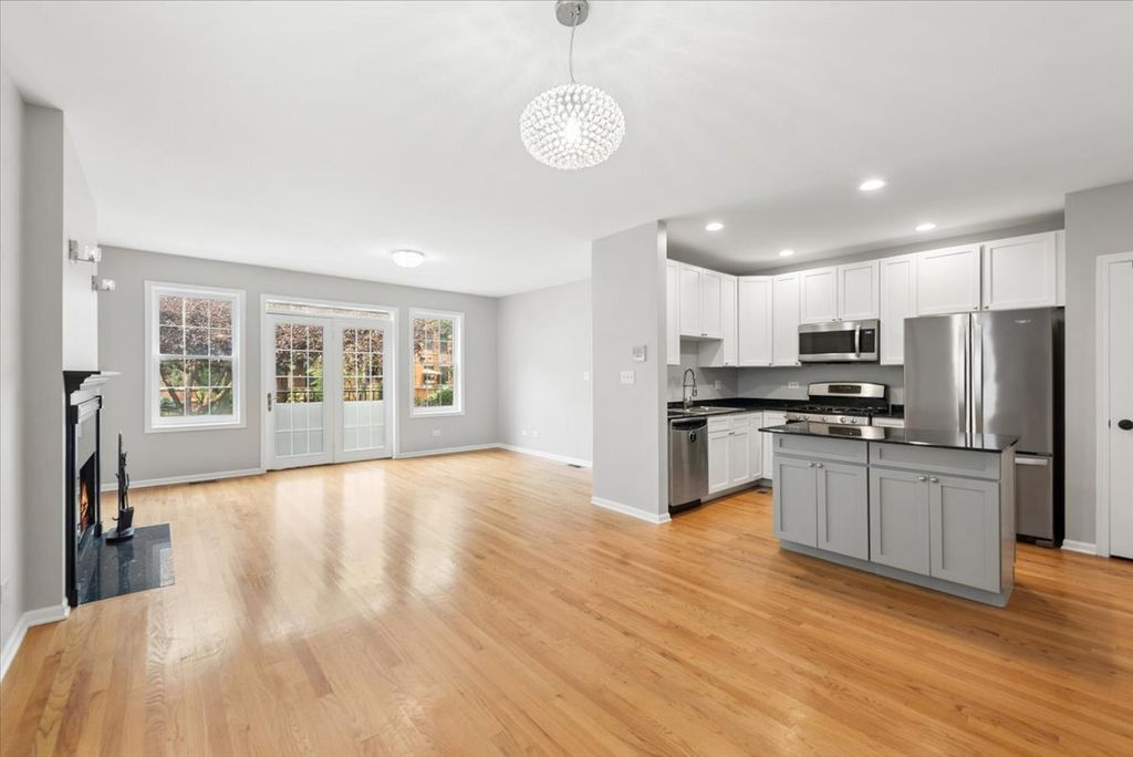 853 W Lakeside Place 1W, Chicago, IL 60640 — photo 2