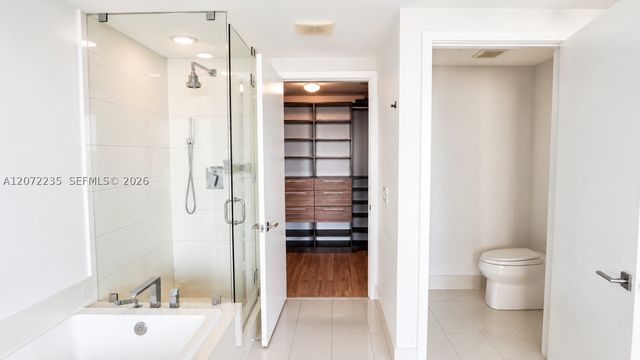 650 NE 32nd St 1502, Miami, FL 33137