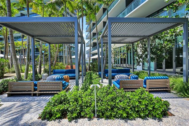 650 NE 32nd St 1502, Miami, FL 33137