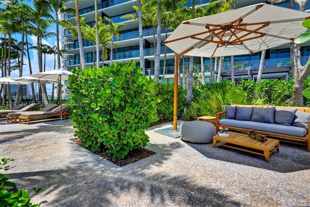 650 NE 32nd St 1502, Miami, FL 33137