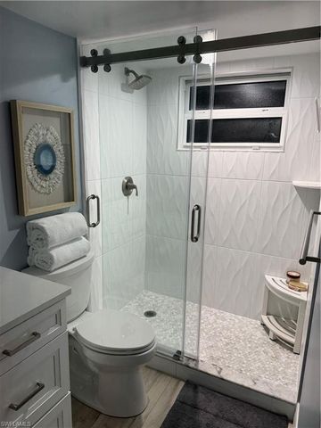 960 7th ST S # 103, Naples, FL 34102