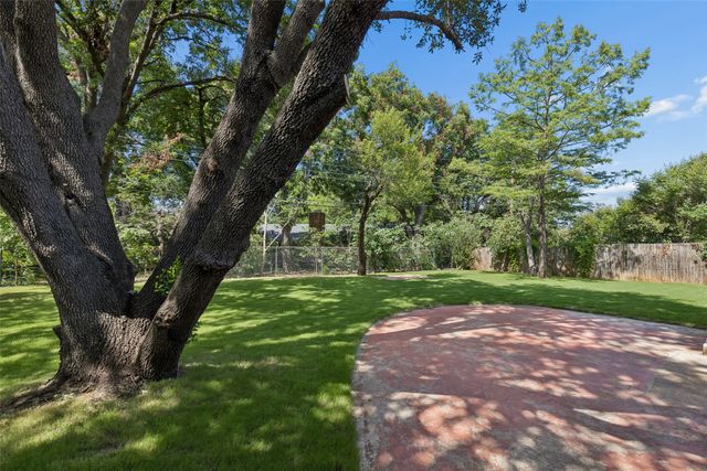 4725 Saint Lawrence Road, Fort Worth, TX 76103