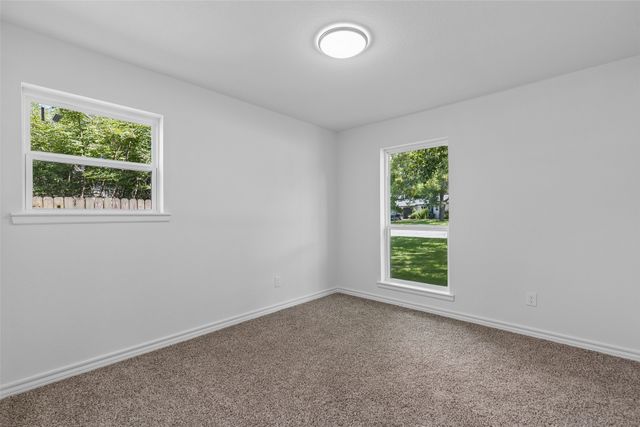 4725 Saint Lawrence Road, Fort Worth, TX 76103