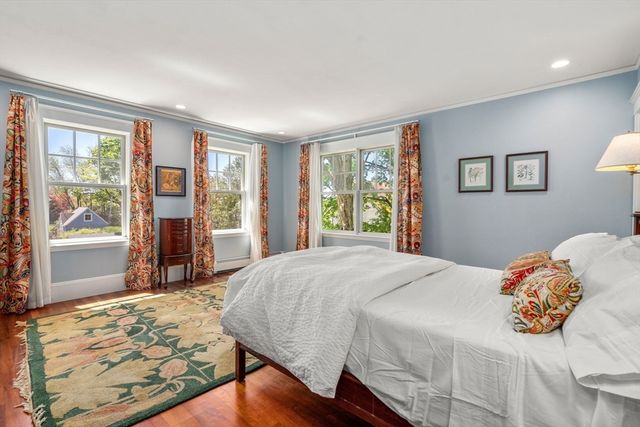 50 W Side Rd, Milton, MA 02186