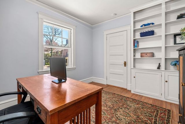 50 W Side Rd, Milton, MA 02186