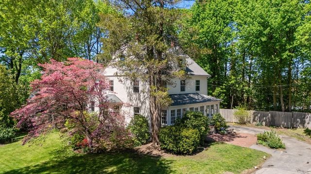 50 W Side Rd, Milton, MA 02186