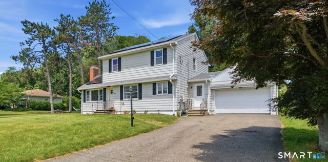 213 Acme Drive, Middlebury, CT 06762