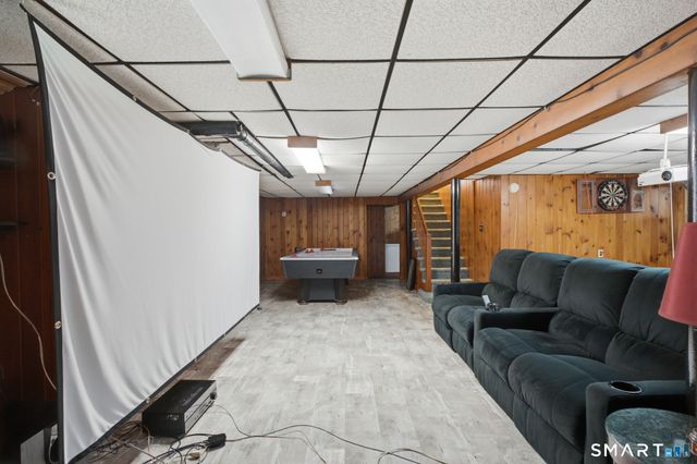 213 Acme Drive, Middlebury, CT 06762