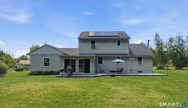213 Acme Drive, Middlebury, CT 06762