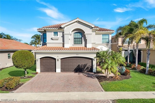 2735 Cinnamon Bay CIR, Naples, FL 34119