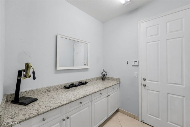 2735 Cinnamon Bay CIR, Naples, FL 34119