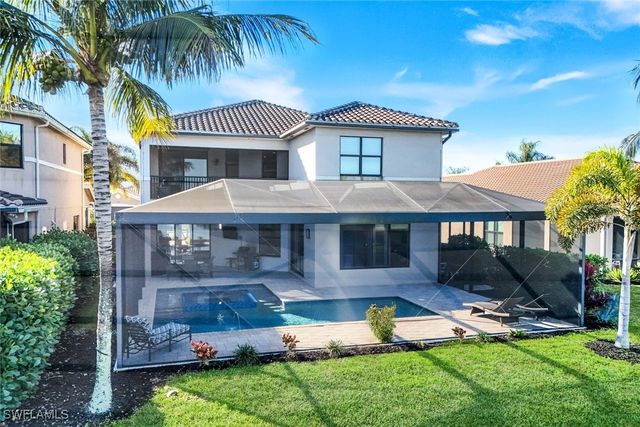 2735 Cinnamon Bay CIR, Naples, FL 34119