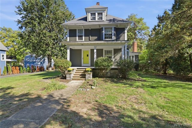 94 S Forest Road, Amherst, NY 14221