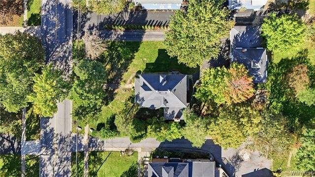 94 S Forest Road, Amherst, NY 14221