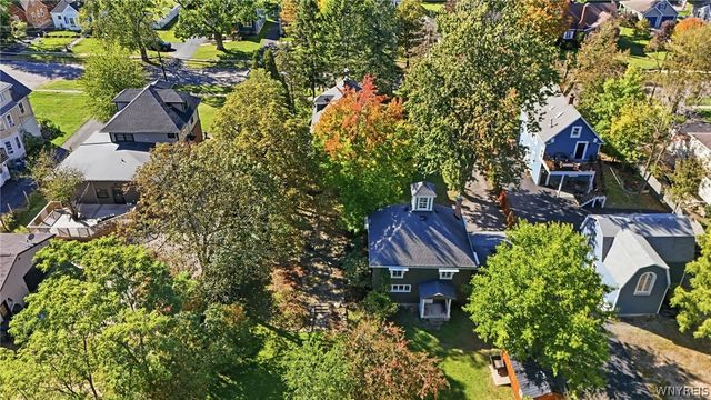 94 S Forest Road, Amherst, NY 14221