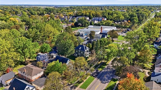 94 S Forest Road, Amherst, NY 14221