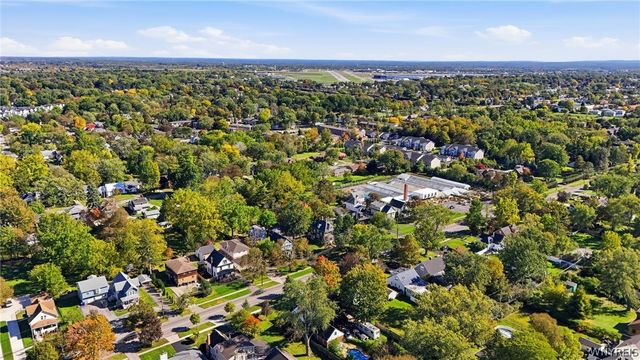 94 S Forest Road, Amherst, NY 14221