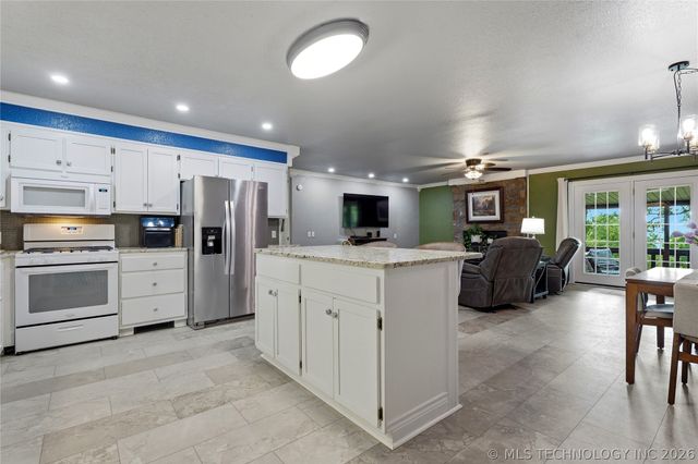 95877 S 4545 Circle, Vian, OK 74962