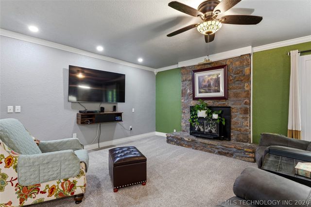 95877 S 4545 Circle, Vian, OK 74962