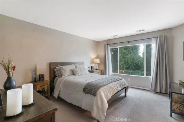 19324 Runnymede, Reseda, CA 91335