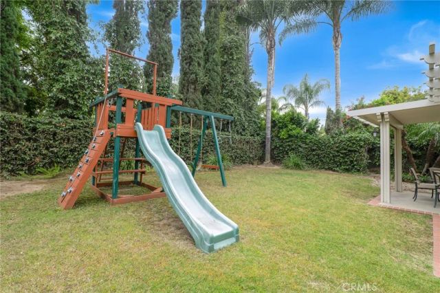 19324 Runnymede, Reseda, CA 91335