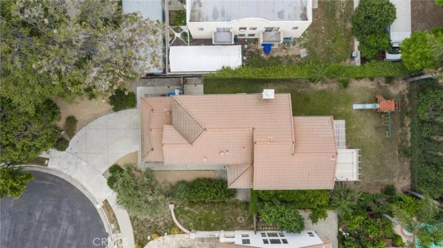 19324 Runnymede, Reseda, CA 91335