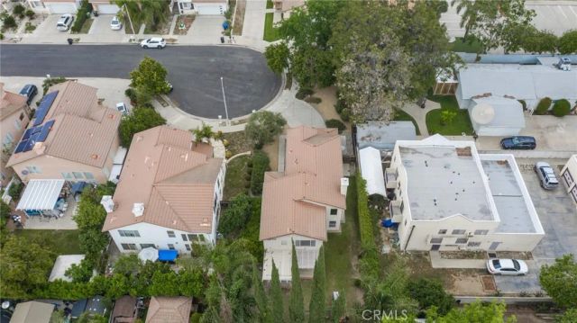 19324 Runnymede, Reseda, CA 91335