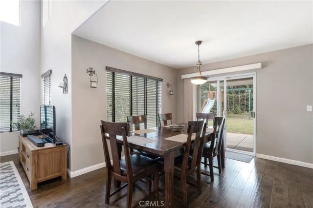 19324 Runnymede, Reseda, CA 91335