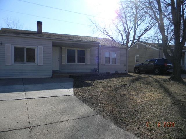 240 Turkle Ave, Haysville, KS 67060