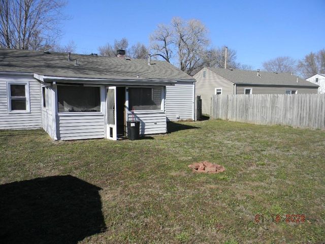 240 Turkle Ave, Haysville, KS 67060