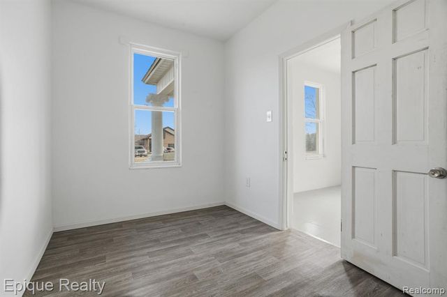 1209 10th Avenue, Port Huron, MI 48060