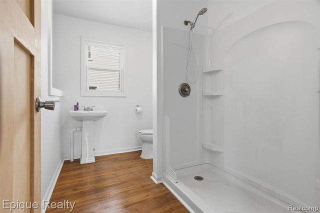 1209 10th Avenue, Port Huron, MI 48060