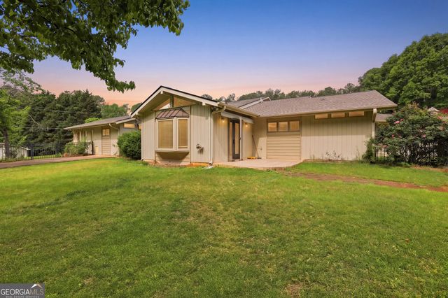 31 Addington Court, Toccoa, GA 30577