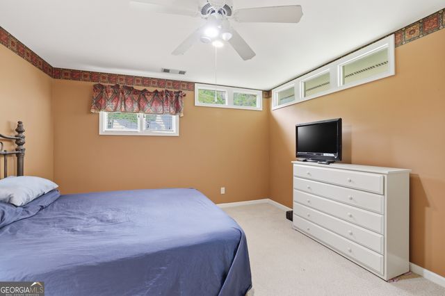 31 Addington Court, Toccoa, GA 30577