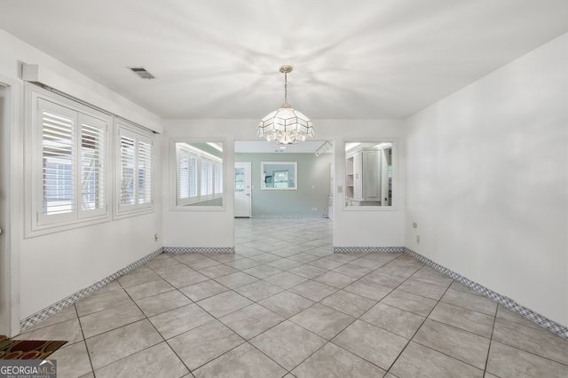 31 Addington Court, Toccoa, GA 30577