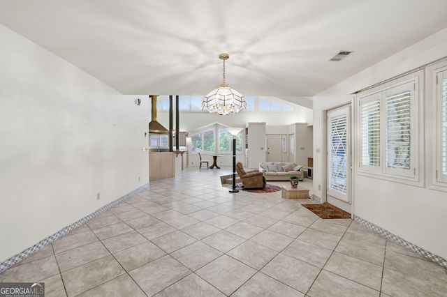 31 Addington Court, Toccoa, GA 30577