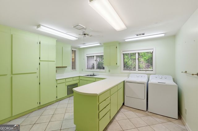31 Addington Court, Toccoa, GA 30577