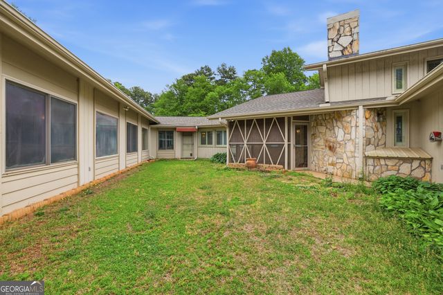 31 Addington Court, Toccoa, GA 30577