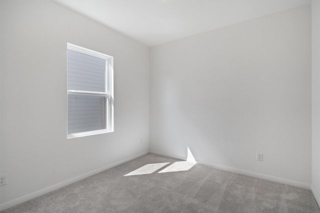 105 Bridgeview DR, Hutto, TX 78634