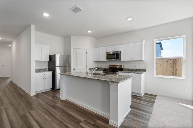 105 Bridgeview DR, Hutto, TX 78634