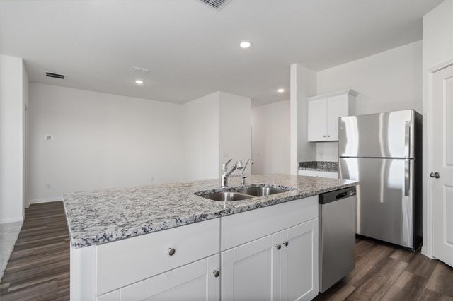 105 Bridgeview DR, Hutto, TX 78634