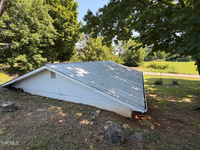 110 Fishpond Road, Chuckey, TN 37641