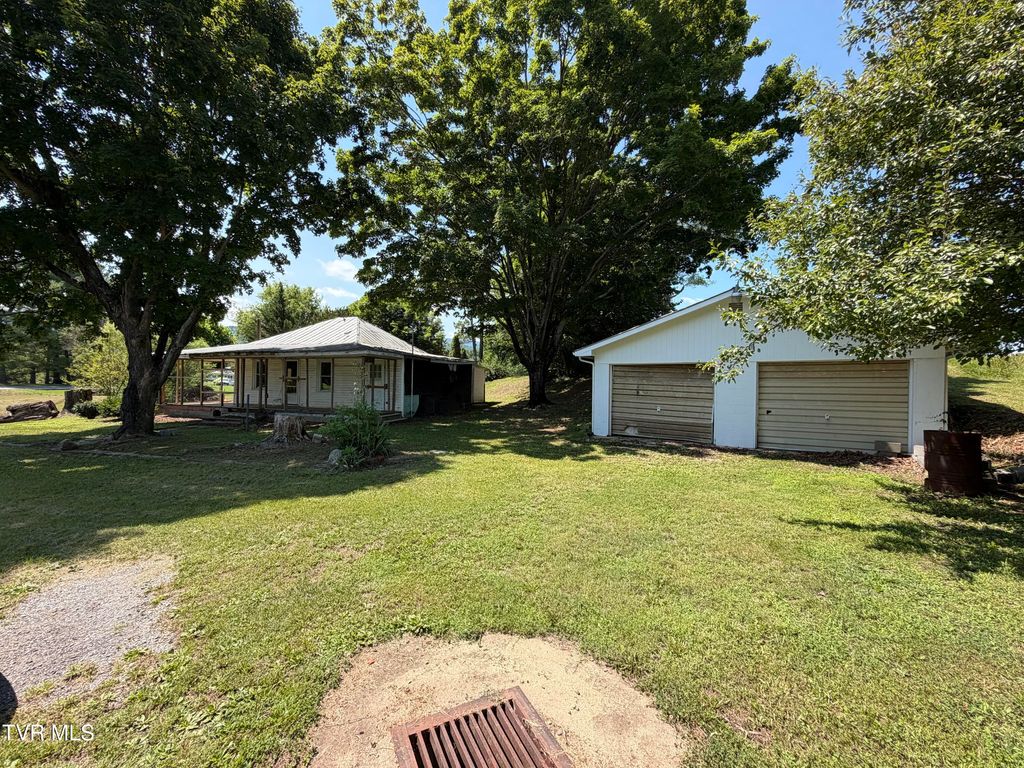 110 Fishpond Road, Chuckey, TN 37641