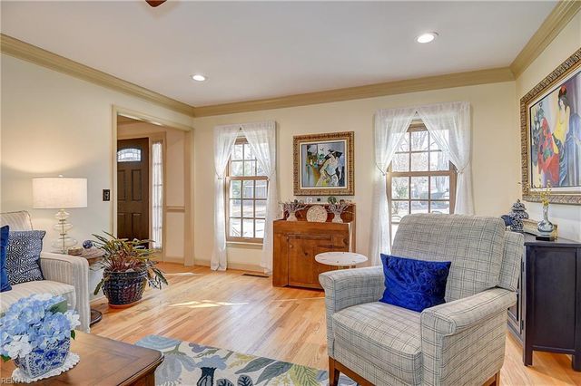 5476 Hargrove BLVD, Virginia Beach, VA 23464