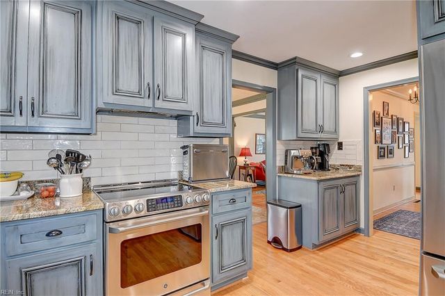 5476 Hargrove BLVD, Virginia Beach, VA 23464