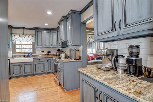 5476 Hargrove BLVD, Virginia Beach, VA 23464