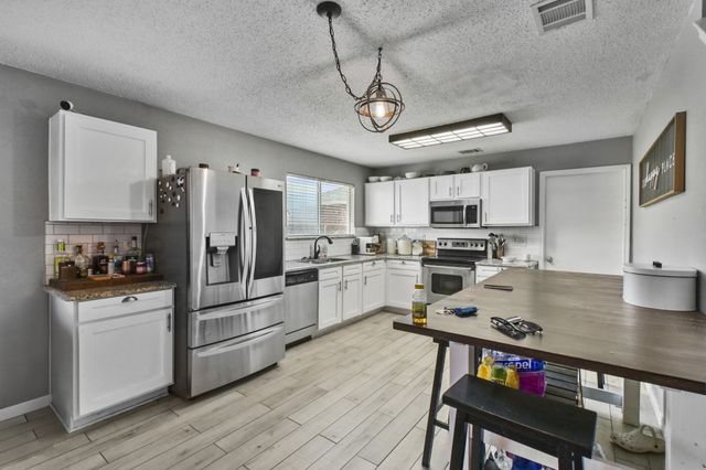 167 Jefferson Drive, Venus, TX 76084